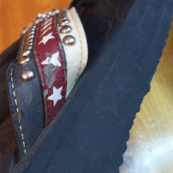 South Main Star Studded Flip Flops Size 8/9 - Picture 6 of 9